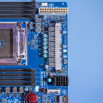Gigabyte MC62 G40 Power Inputs
